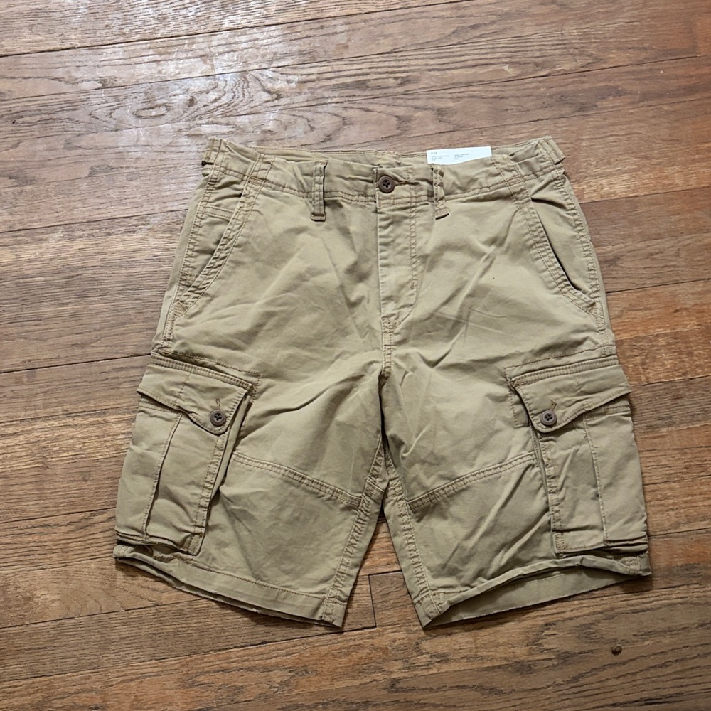 American Eagle Outfitters Men's Cargo Shorts - Khaki